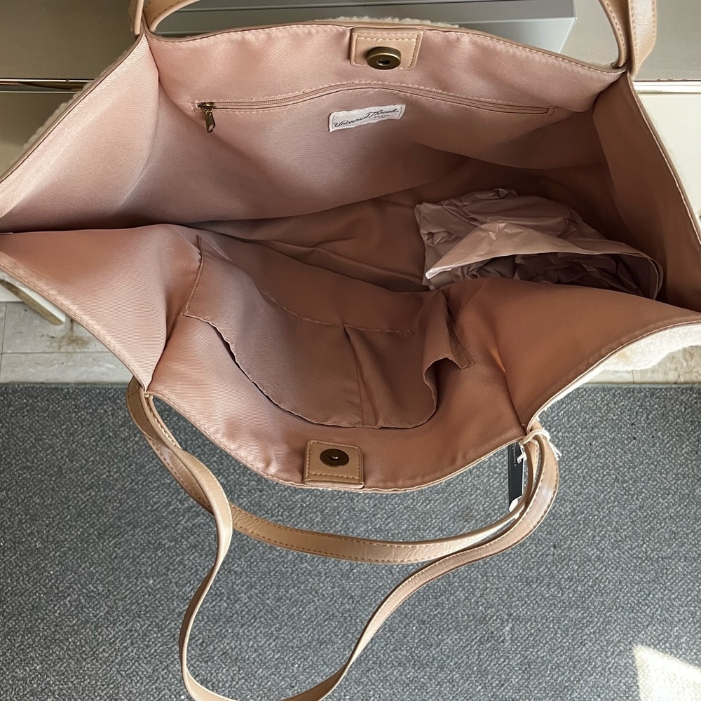 Sherpa Cream Tote Bag - Picture 6 of 7